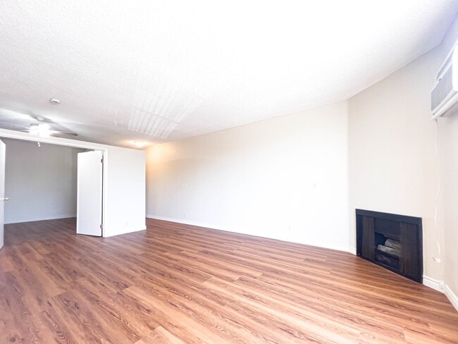 Photo - 10256 McClemont Ave Unit 204