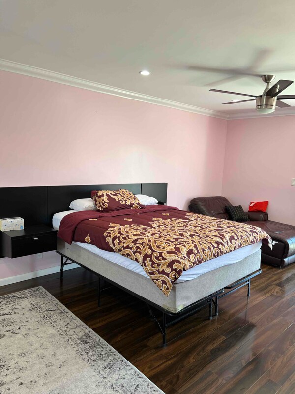 Photo - 16332 Nordhoff St