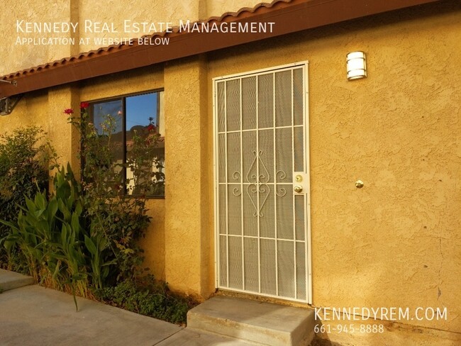 Photo - 1757 W Ave J Townhome