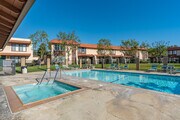 Swimming Pool and Spa - El Dorado Apartments