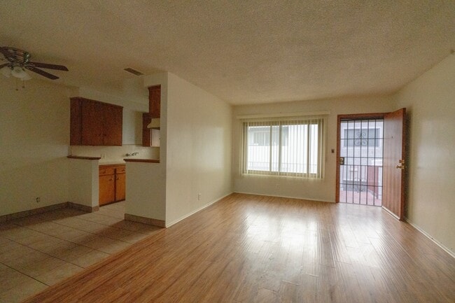 Photo - 234 E Tamarack Ave Apartments Unit 7