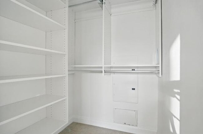 Photo - Alhambra Unit 1480EQ