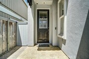 Photo - 206 E Balboa Blvd House