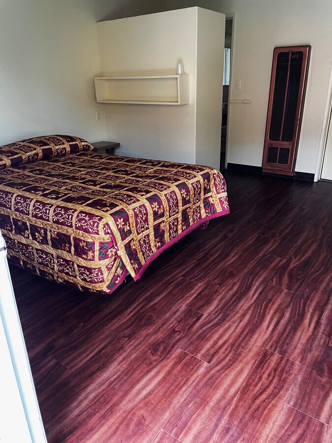 Photo - 2680 Randolph St