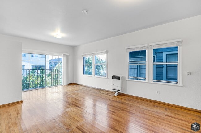 Photo - 26 Breeze Ave Unit 7