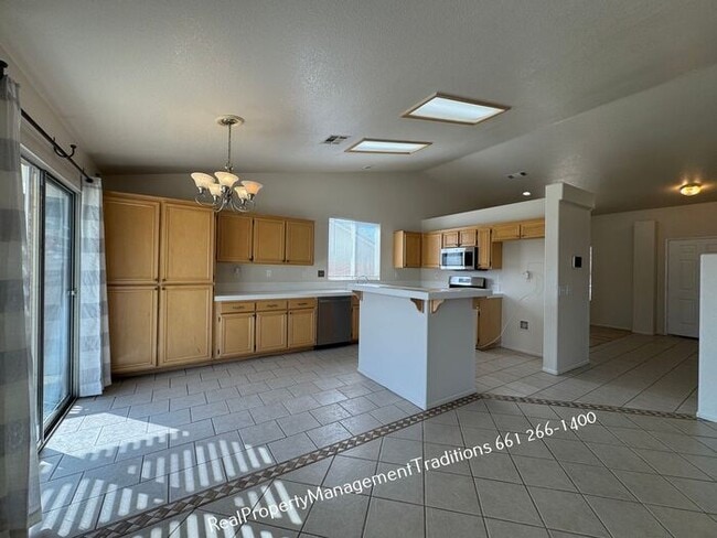 Photo - charming 3+2 in Lancaster