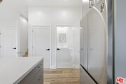 Photo - 8337 Gladbeck Ave