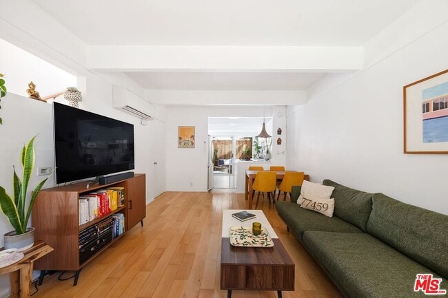 Photo - 4040 Grand View Blvd