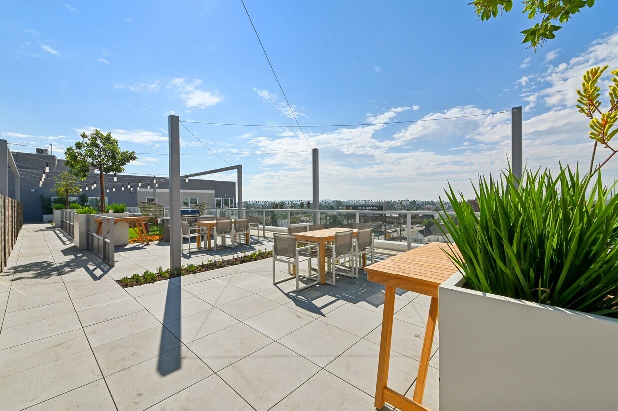 Floor Plan - 1 Bed 1 Bath - 699 sqft