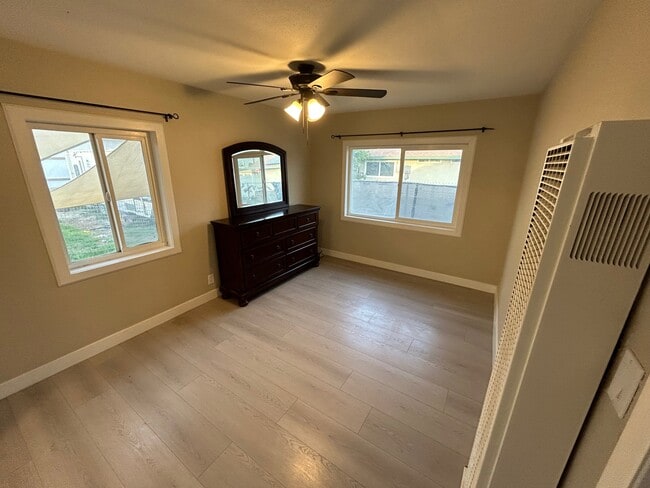 New ceiling fan - 5398 34th St