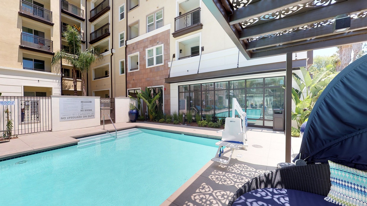 3D Tour - Avalon Cerritos Apartments