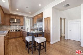 Photo - 132 S Maple Dr