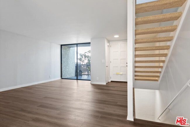 Photo - 29239 Heathercliff Rd Unit 12