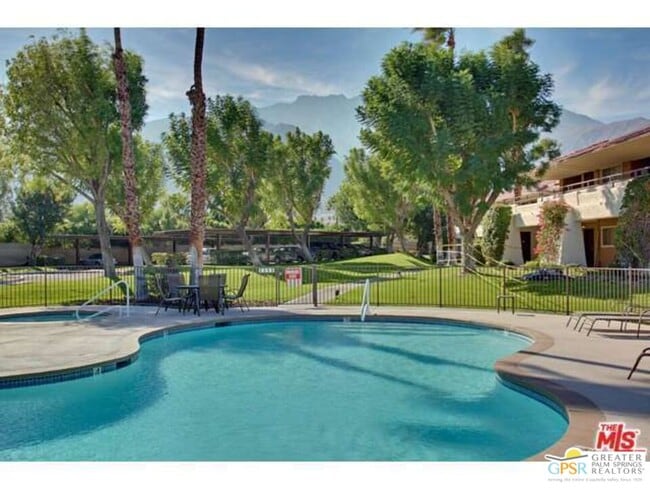 Photo - 420 N Villa Ct Unit 200