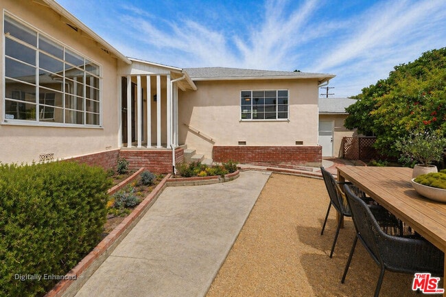 Photo - 2919 Maxwell St