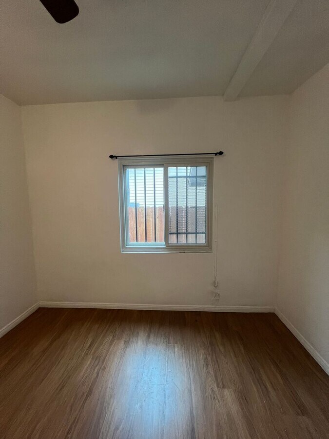 Photo - E1077F Unit 1118