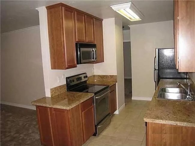 Photo - 9909 Azuaga St Unit C203