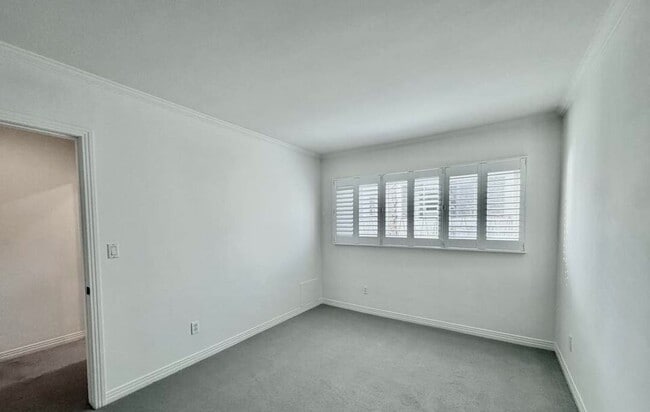 Photo - 937 5th St Unit 8