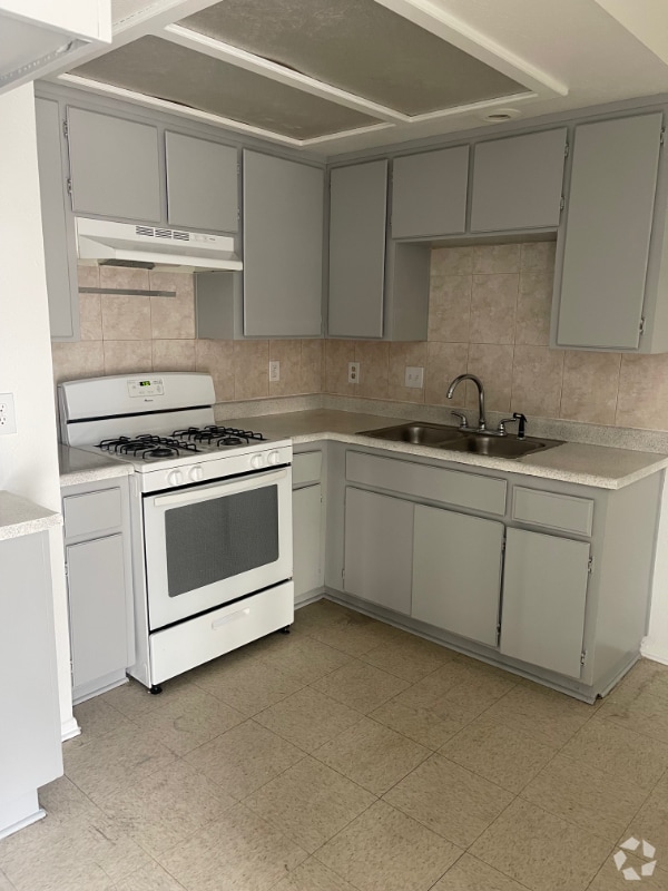 Building Photo - 11222 Chamberlaine Way Rental