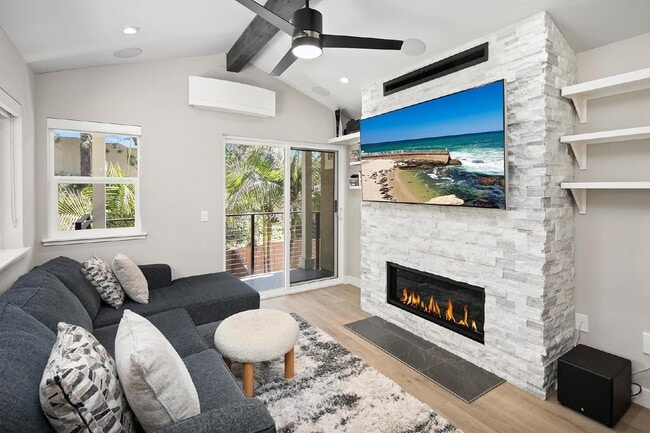 Luxurious Living at Its Finest | 1-Bedroom... - Luxurious Living at Its Finest | 1-Bedroom... Apartment