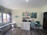 Coffee bar w/counter seats. - 1104 S Hayworth Ave House