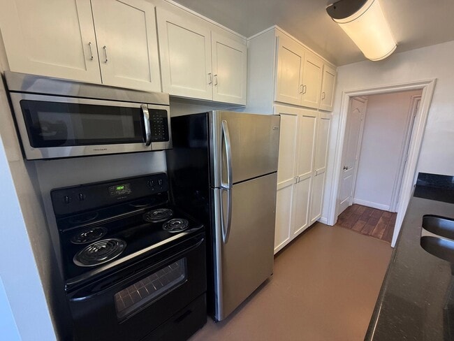 Photo - 11936 Darlington Ave Unit 206