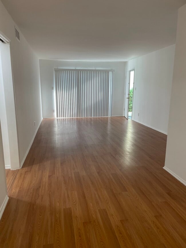 Photo - 1520 Venice Blvd Unit 1