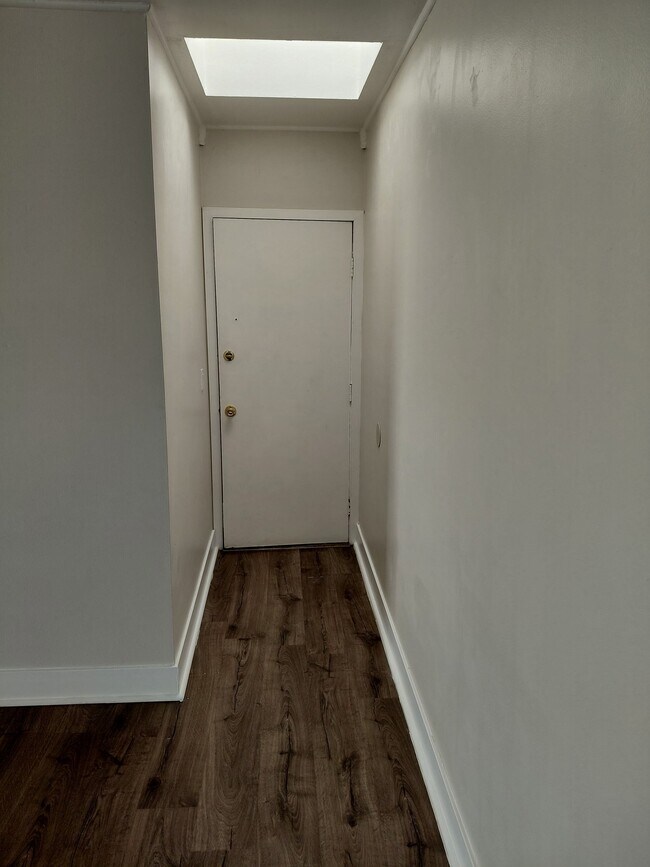 Photo - 1819 Lampton Ln Unit 3