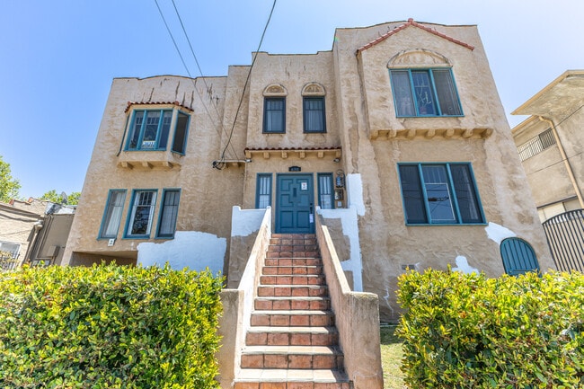 Photo - 650 Maltman Ave