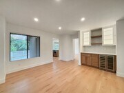 Photo - Beautifully Renovated 3BD/2.5BA House in L...
