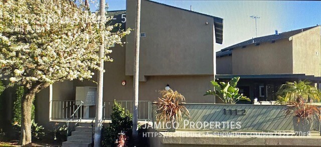 Building Photo - 1112 Beryl St Unit 5