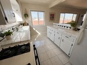 Photo - 714 Bay St Unit 3