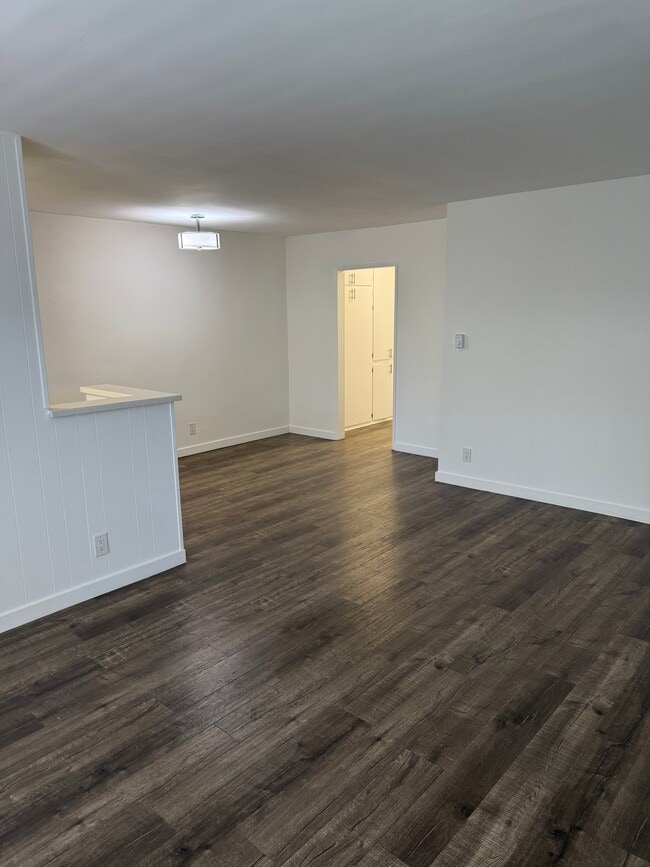 Photo - 310 S Sherbourne Dr Unit 206