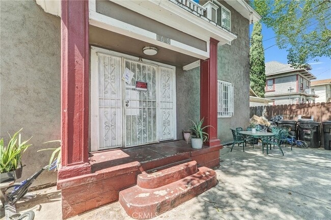 Photo - 166 E 36th Pl