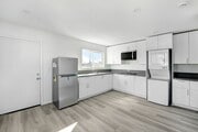 Photo - Newly renovated 1 bedroom / 1 bath apartment available now! Unit 1514 1/2