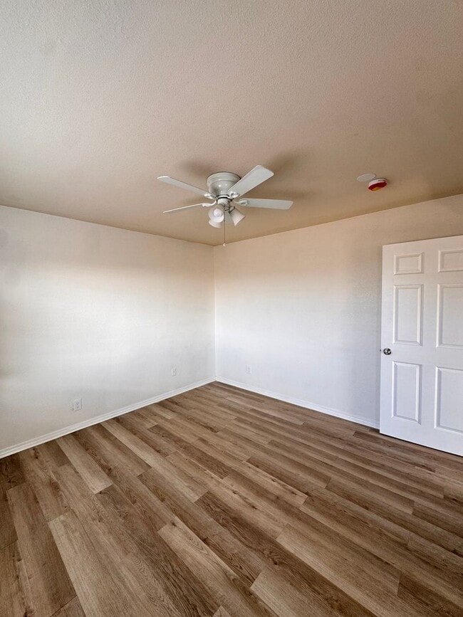 Photo - 1060 McFarland Ave Unit SFR