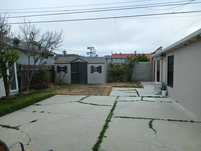Photo - 5414 S Victoria Ave