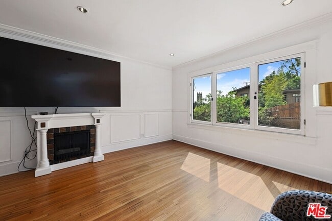 Photo - 2001 Pinehurst Rd Unit 2