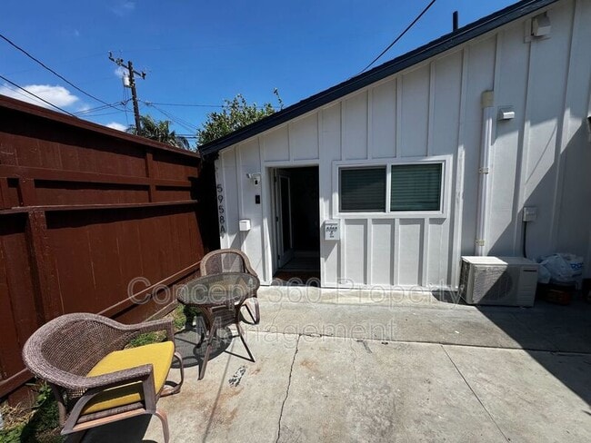 Building Photo - 5958 Olive Ave Rental