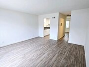 Photo - 2717 S Baker St Unit A