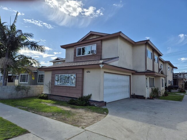 Photo - 6761 Curtis Ave Unit 4