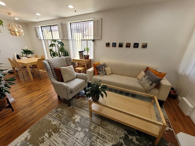 Photo - 7001 S La Cienega Blvd Unit 101