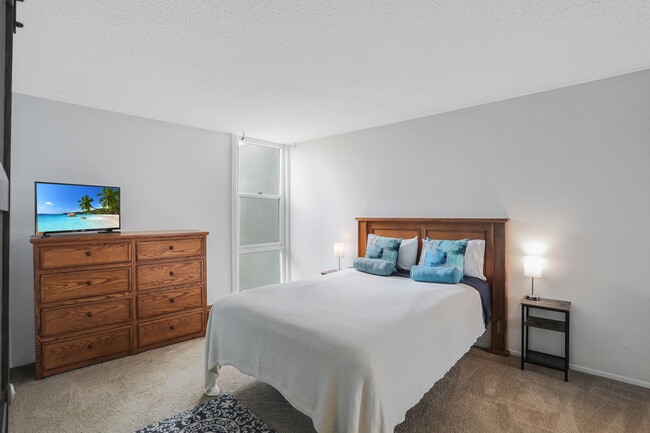 Photo - 3050 Rue D’Orleans Unit 401