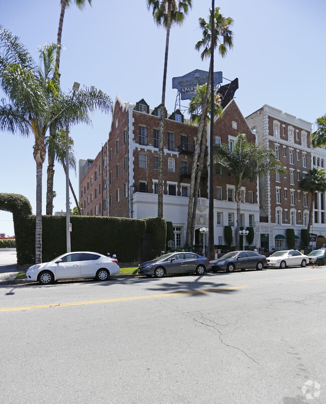 Photo - The Versailles
