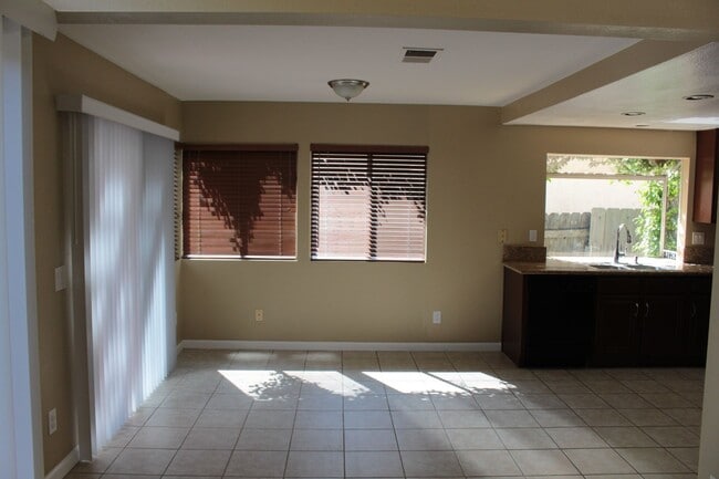 Photo - 4BR/3Bth Home in Rancho Del Oro!! –Maplewood