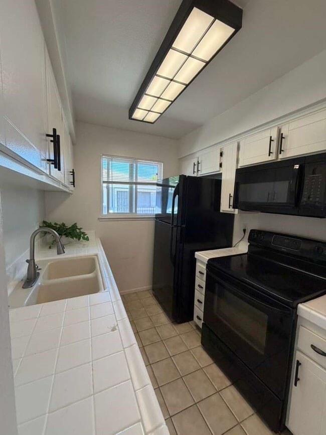 Photo - 4608 Via Vis