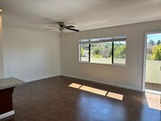 Photo - 410 E Fallbrook St