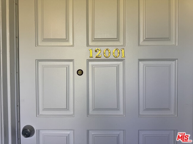 Photo - 12001 Sylvester St