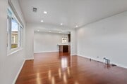 Photo - 1776 N Niagara St House