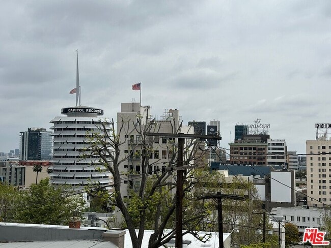 Photo - 6326 Franklin Ave